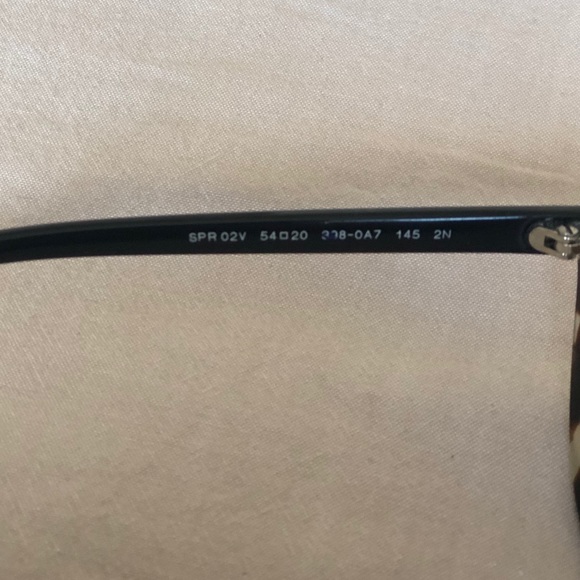 HOST PICK Authentic Prada TortoiseShell Sunglasses - Picture 7 of 11